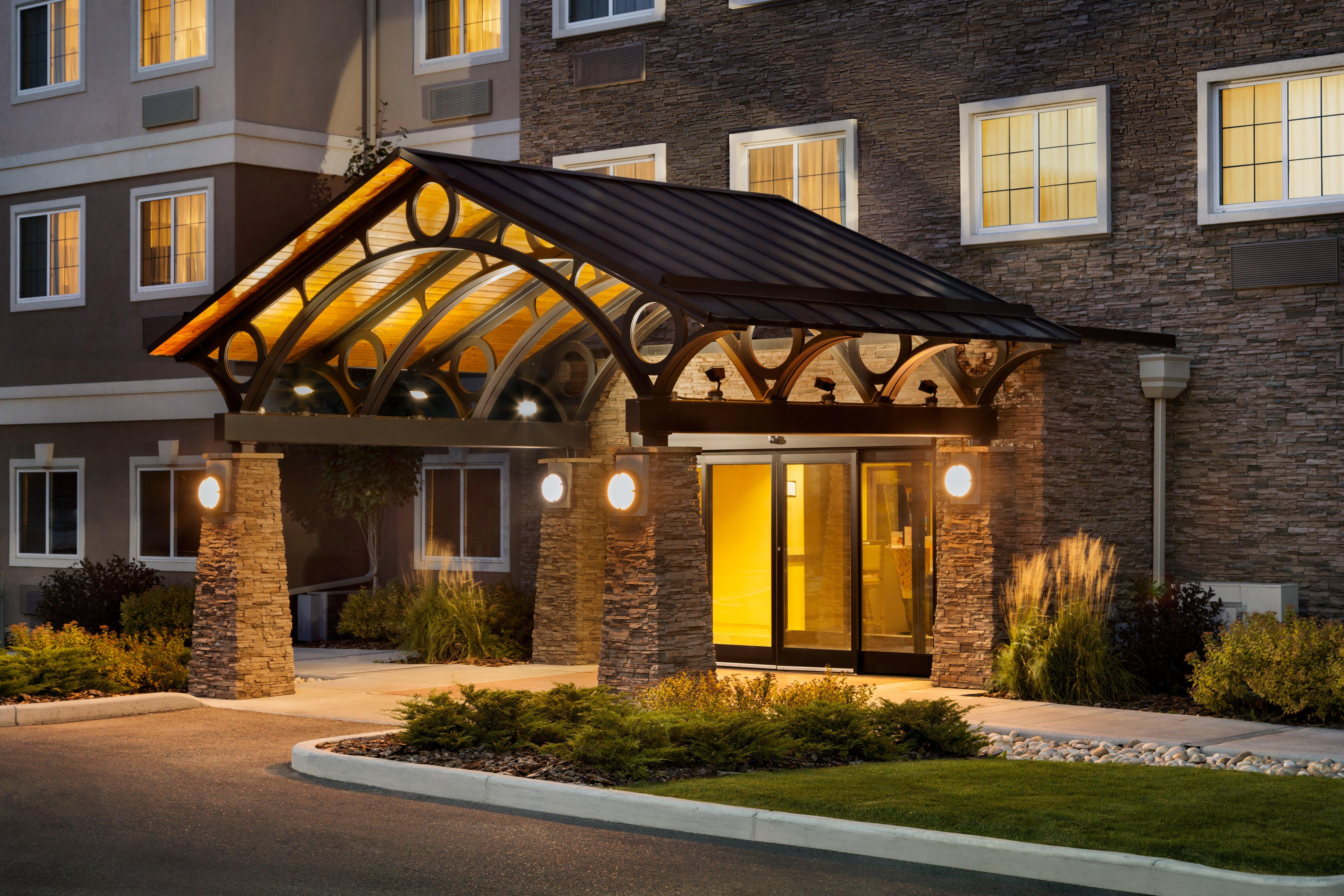 Staybridge Suites West Edmonton By Ihg מראה חיצוני תמונה