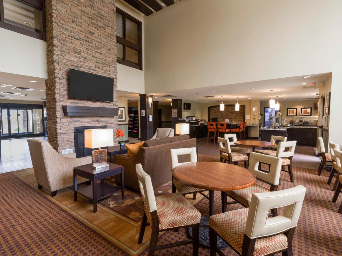 Staybridge Suites West Edmonton By Ihg מראה חיצוני תמונה